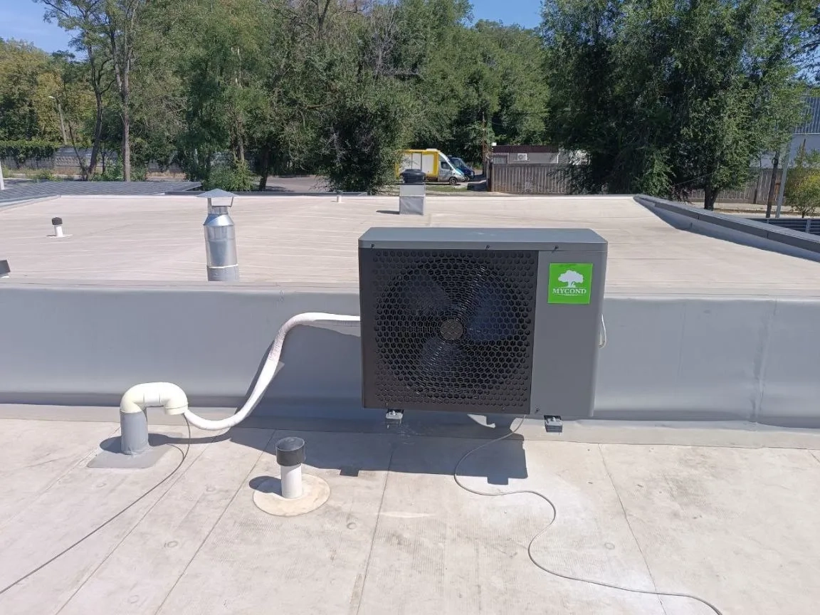 Installazione cottage con pompe di calore Mycond Split serie BeeHeat