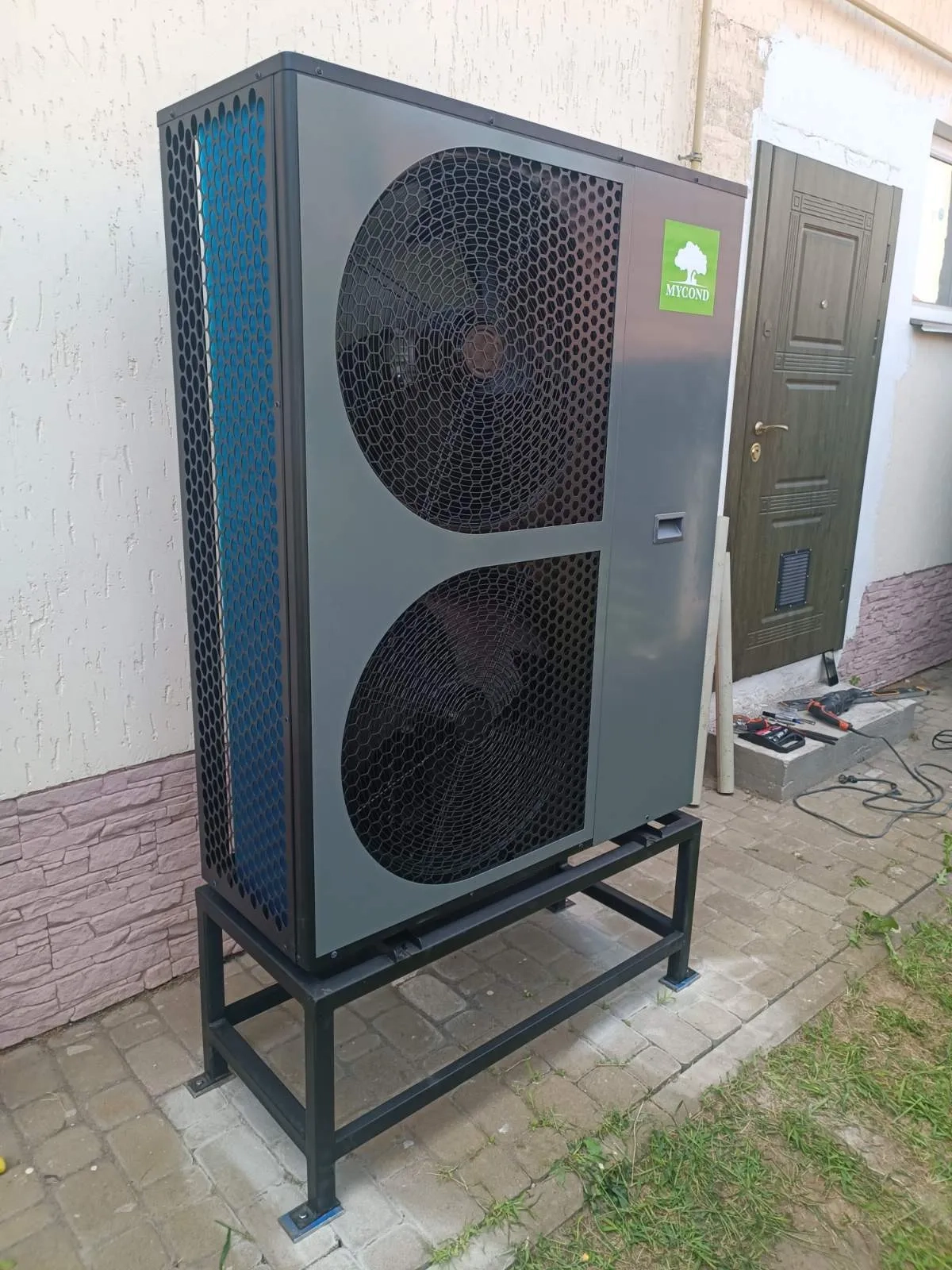 Residenza familiare con pompa di calore Mycond BeeThermic