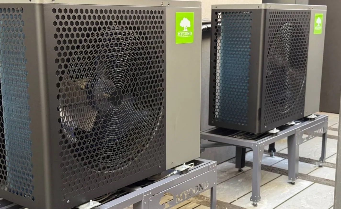 Soluzione di riscaldamento domestico privato con le pompe di calore Mycond BeeHeat Split