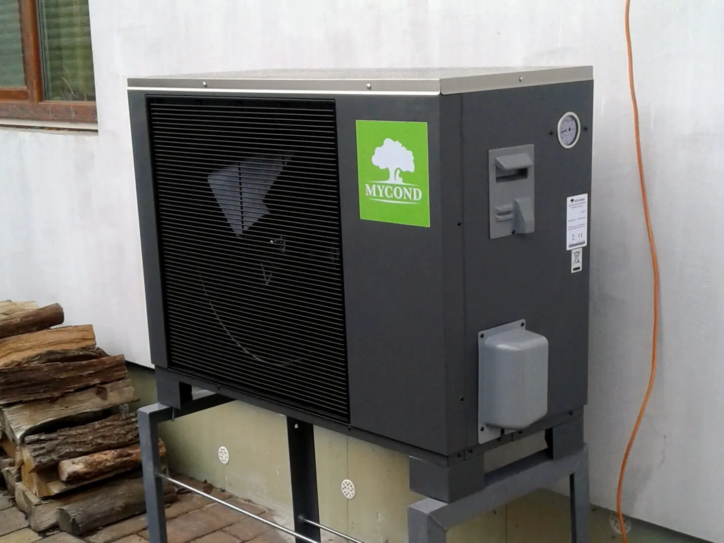 Приватний будинок