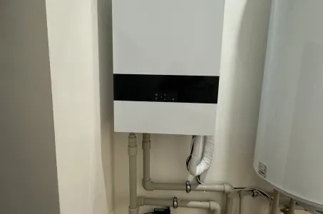 Villa indipendente con pompe di calore Mycond Split BeeHeat MHS-U14BH