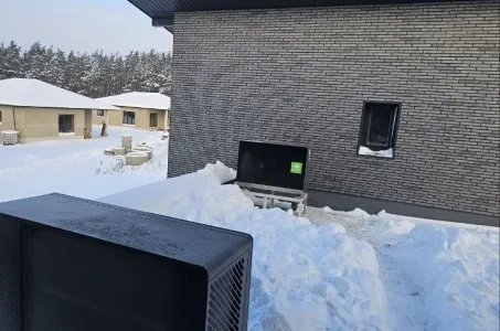 Residenza privata pronta per l'inverno con il sistema di pompa di calore Mycond BeeSmart