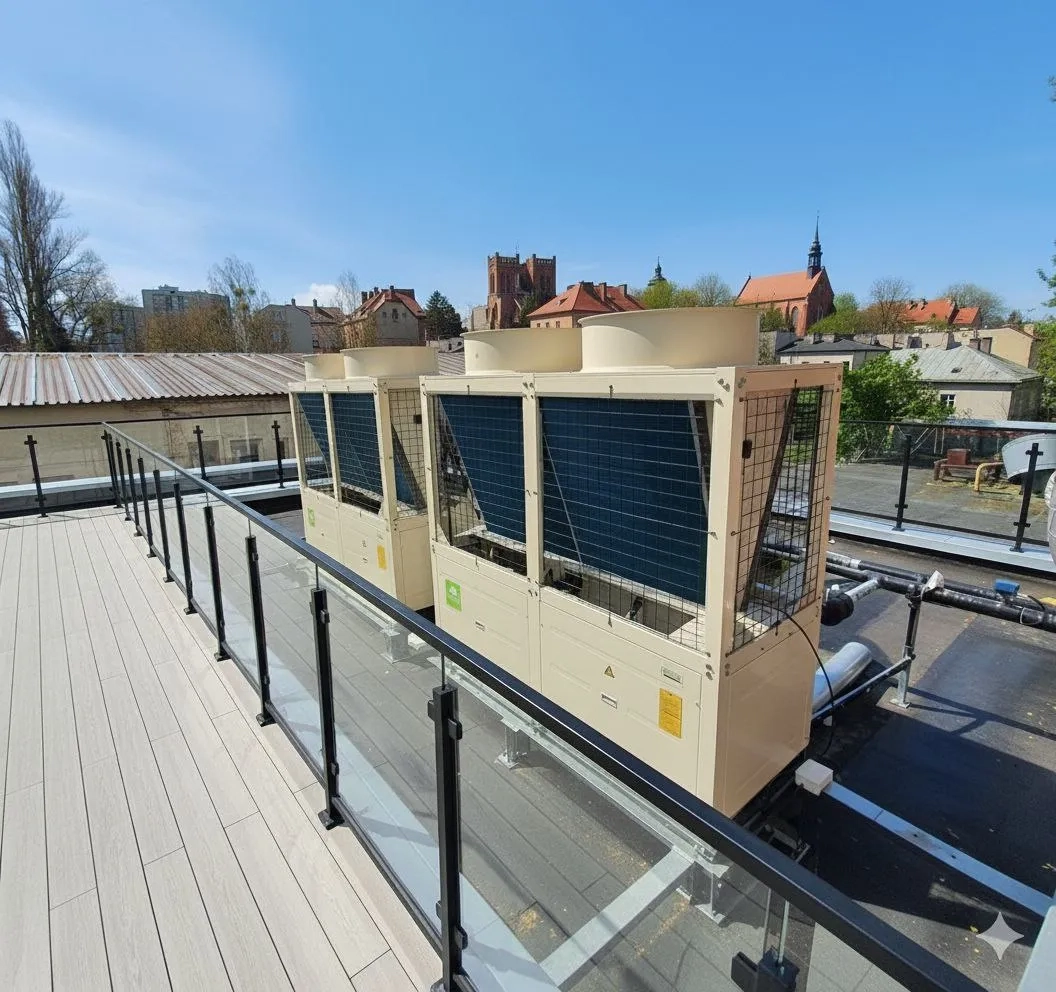 Pompe di calore modulari per il riscaldamento degli hotel: esempio Mycond MCU-YHE